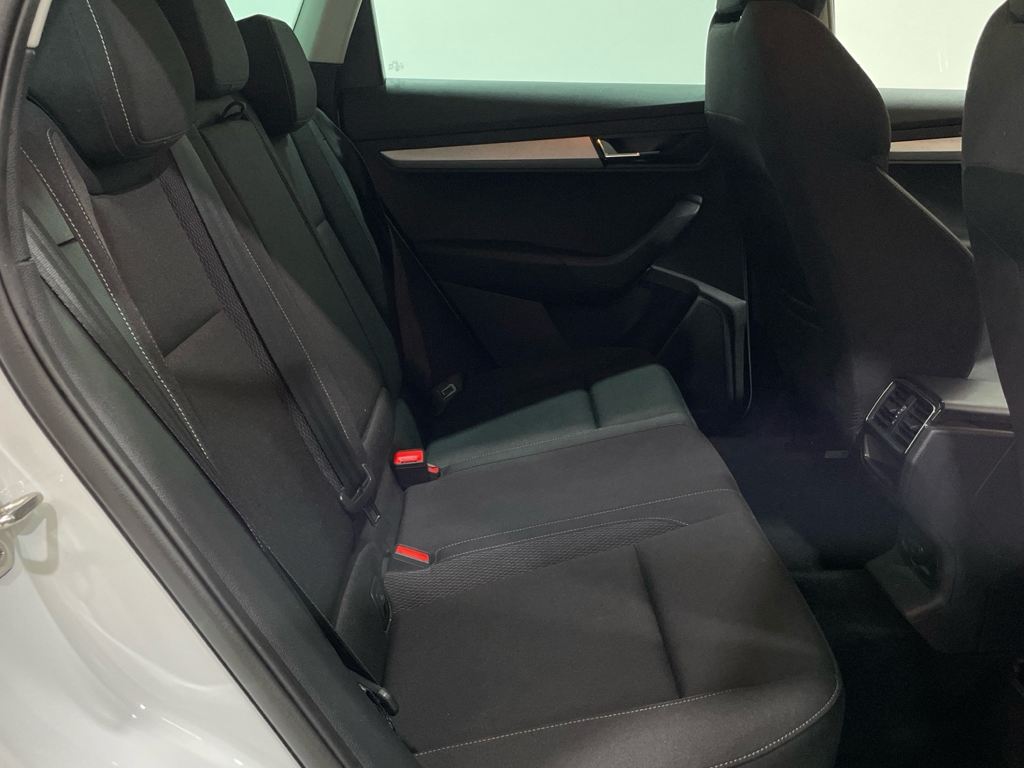 Imatge del vehicle 6