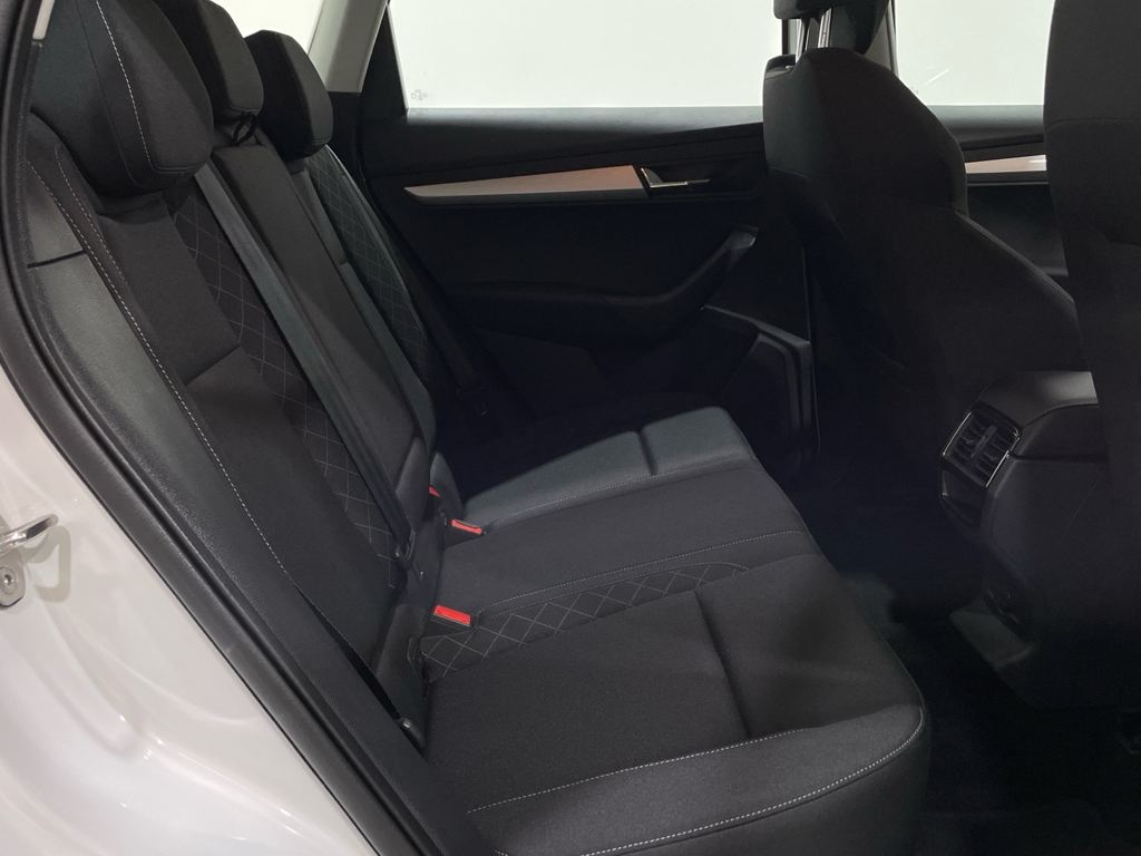 Imatge del vehicle 6