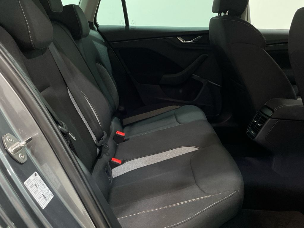 Imatge del vehicle 6