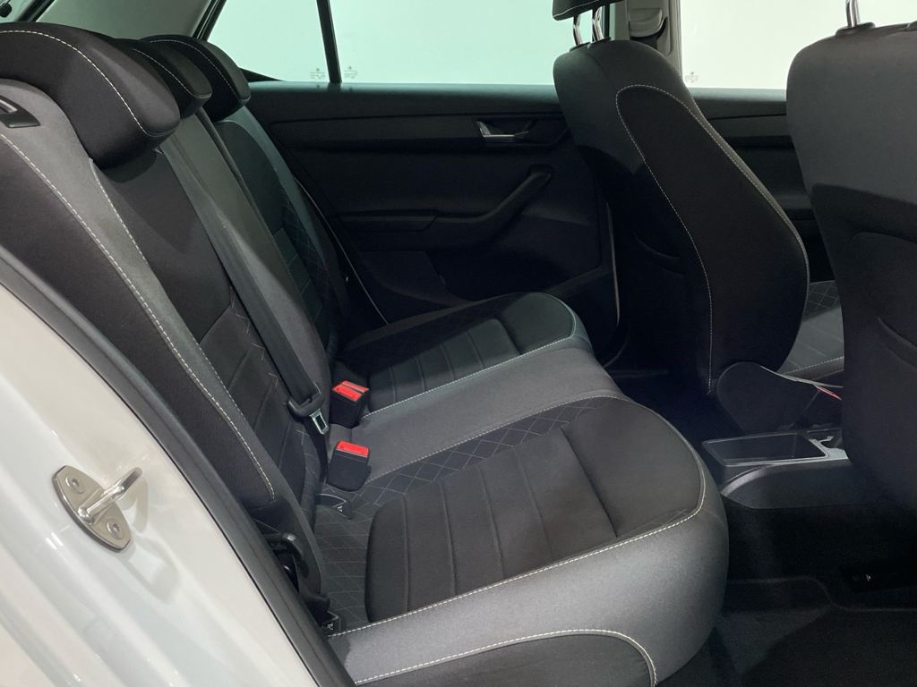 Imatge del vehicle 6