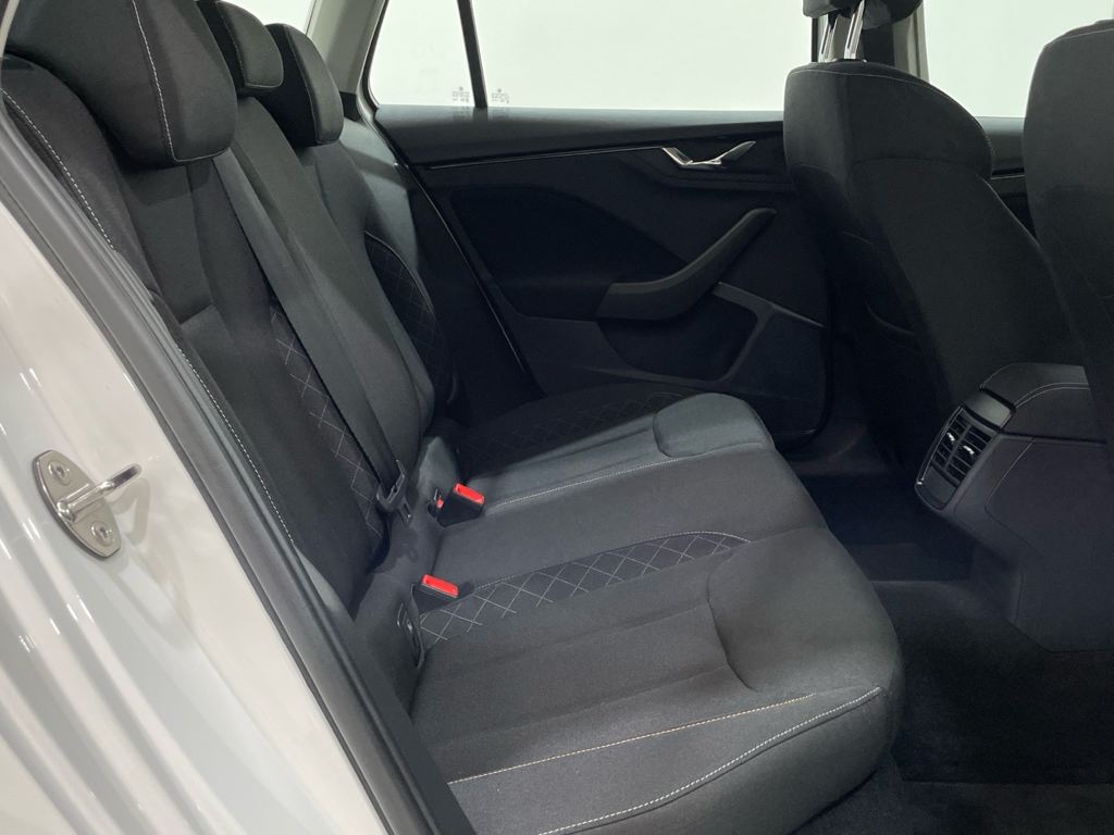 Imatge del vehicle 6