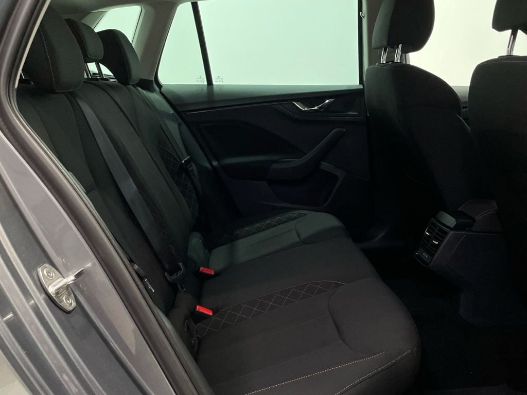 Imatge del vehicle 6