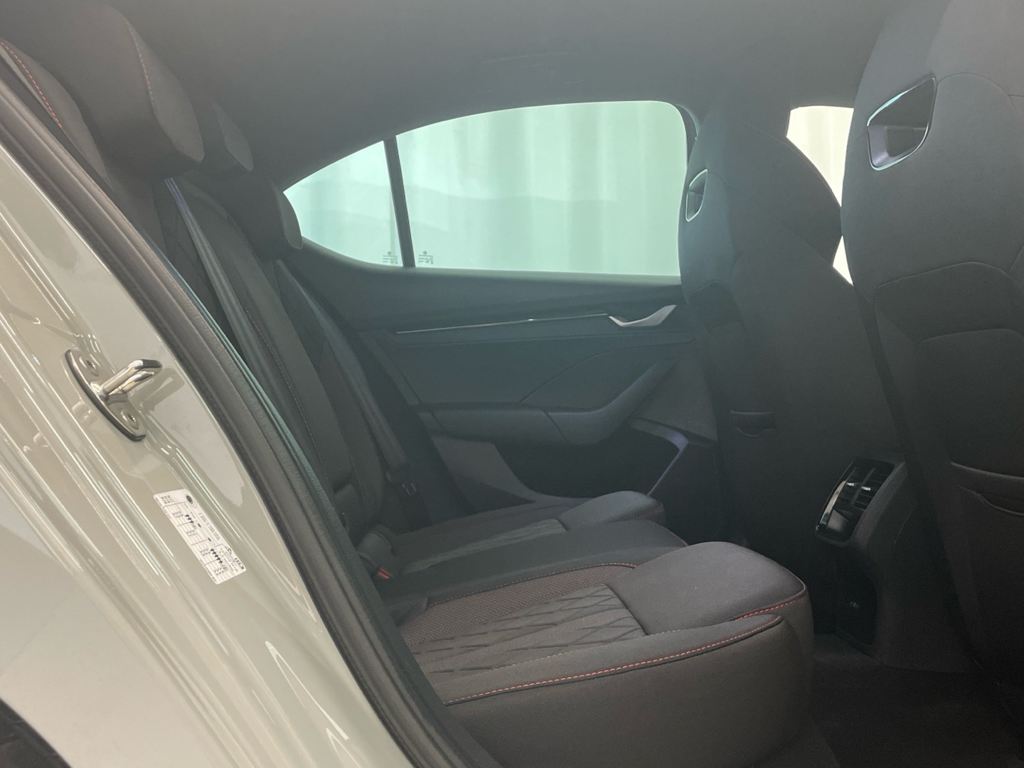 Imatge del vehicle 6
