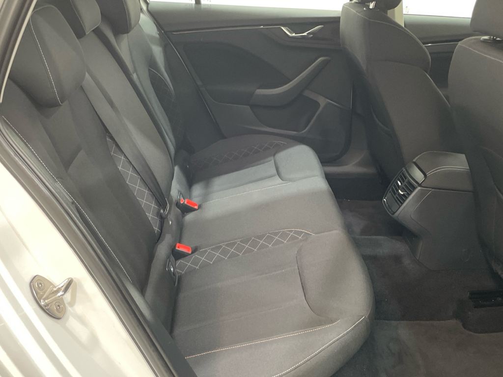 Imatge del vehicle 6